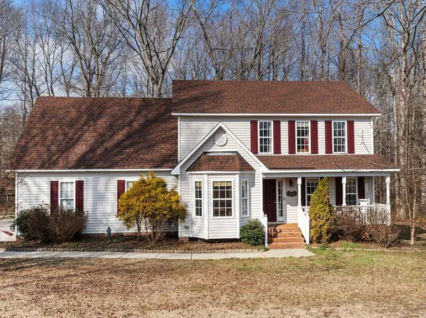 131 Hay Field Dr, Clayton, NC 27520