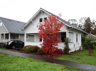 1314 E Jefferson Ave, Cottage Grove, OR 97424