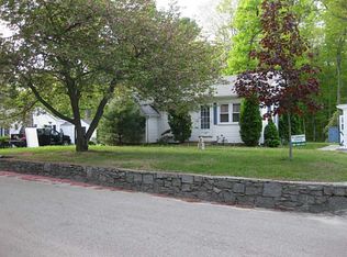 156 Pine Hill Rd, Scituate, RI 02857