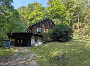 1722 Highland Rd, Pennsboro, WV 26415