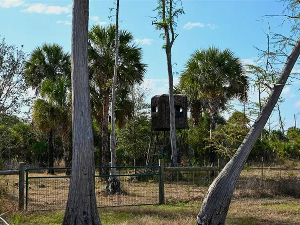 Black Burn Rd, Naples, FL 34117