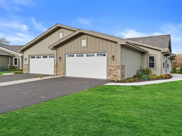 7031 Stonewood LANE, Lannon, WI 53046