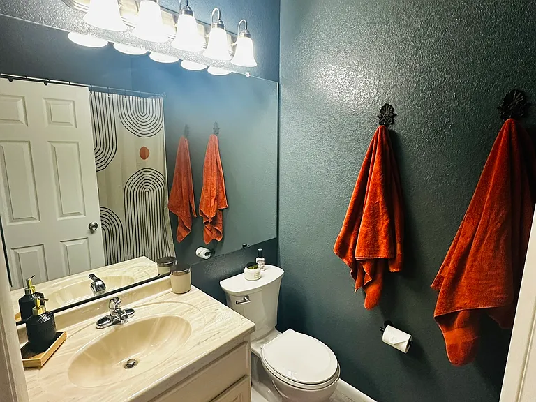 1119 S Waco St #F — Photo 12
