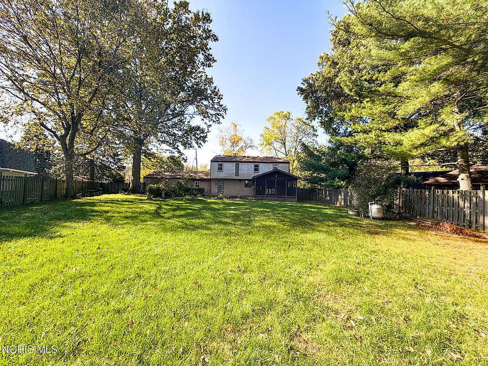 49th image of 1443 Eastgate Rd