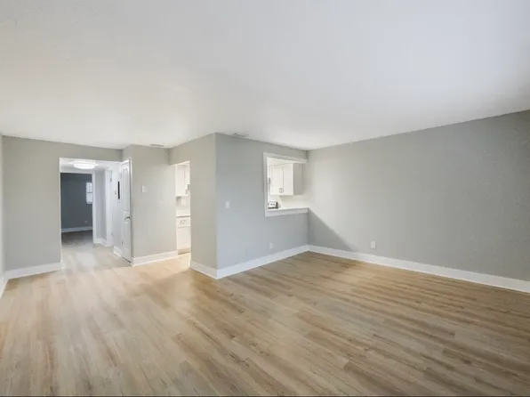 3060 Clinton St S #4, Saint Petersburg, FL 33707