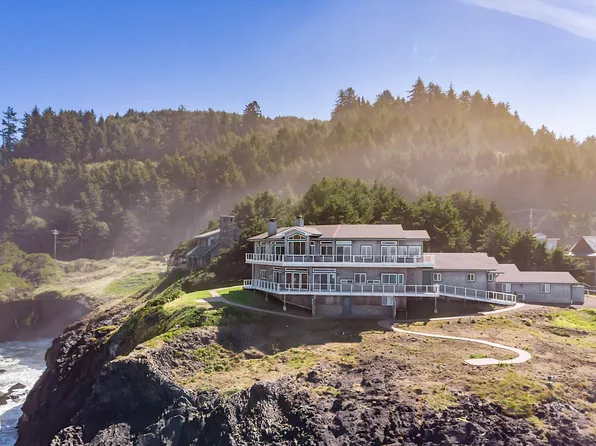 55 Miroco St, Depoe Bay, OR 97341