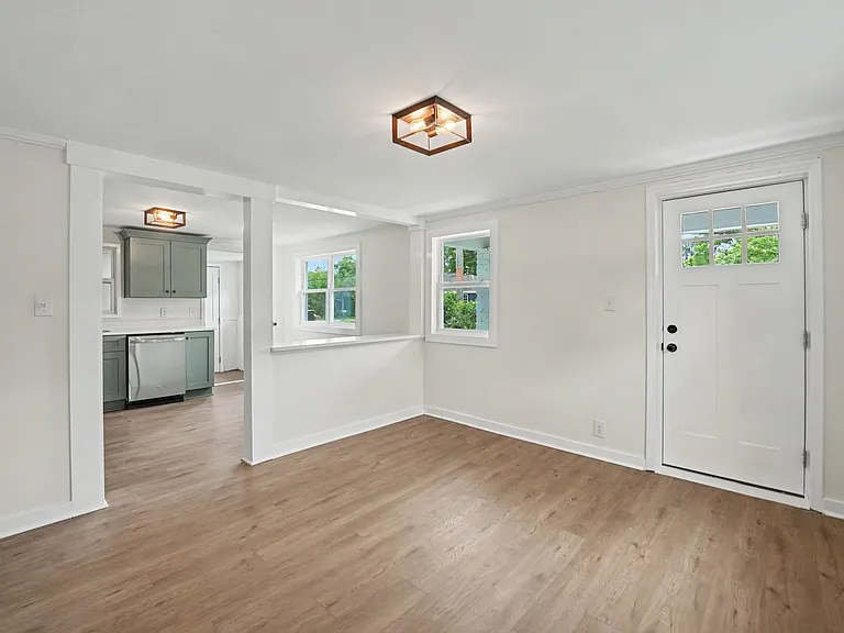 602 Staley Ave — Photo 7