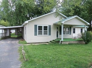 1002 N Sassafrass St, Dexter, MO 63841