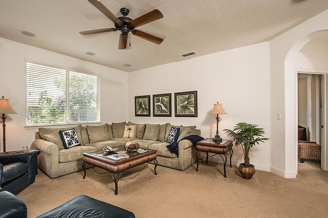2nd image of 4043 Cuyamaca Cir