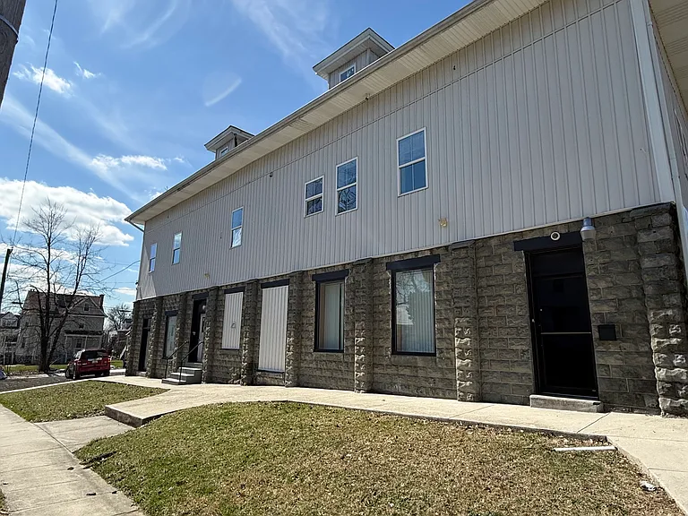 4401 Liberty Heights Ave #2 — Photo 11