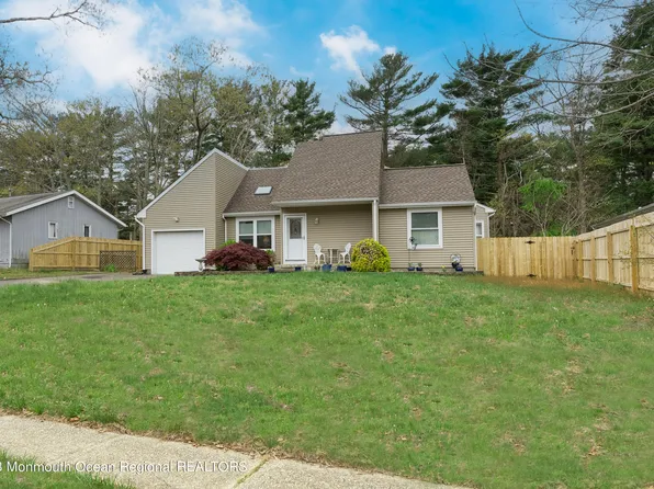 4 Barbara Court, Waretown, NJ 08758
