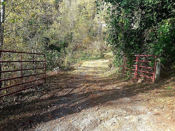 Entry gate to property