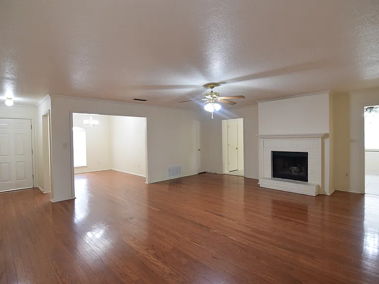 4505 Blueduck Dr — Photo 9