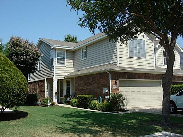 1st image of 10029 Castlewood Dr