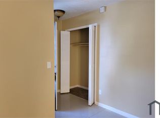 8176 Old English Dr, Jacksonville, FL 32244