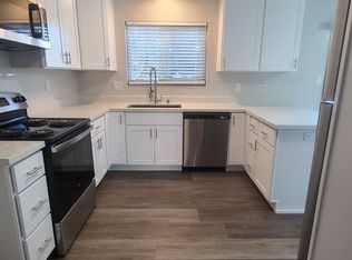 20077 Redwood Rd APT 9, Castro Valley, CA 94546