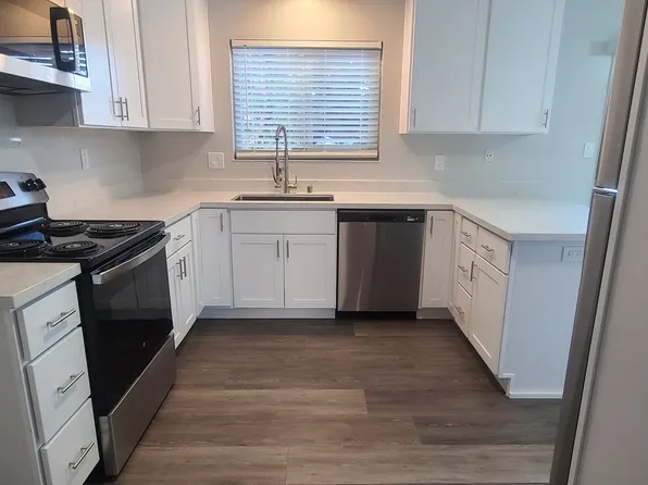 20077 Redwood Rd APT 9, Castro Valley, CA 94546