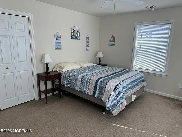 211 Trenton Ave — Photo 22