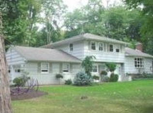 6 McCampbell Rd, Holmdel, NJ 07733
