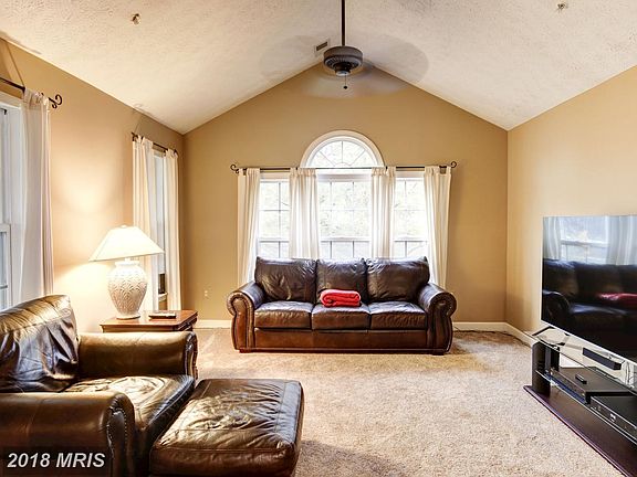 4th image of 609 Admiral Dr Unit 306