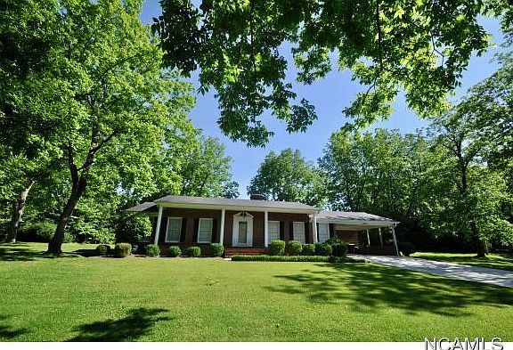 3rd image of 1407 Regalwood Cir NW