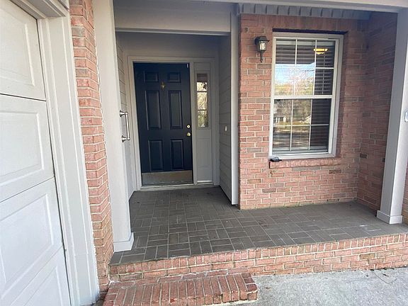 3rd image of 1314 Blakemore Ct