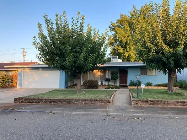 4245 Oro St, Redding, CA 96001