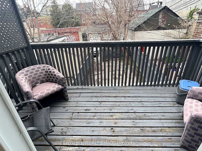 Toronto House for rent - 4 Bedrooms — photo 12