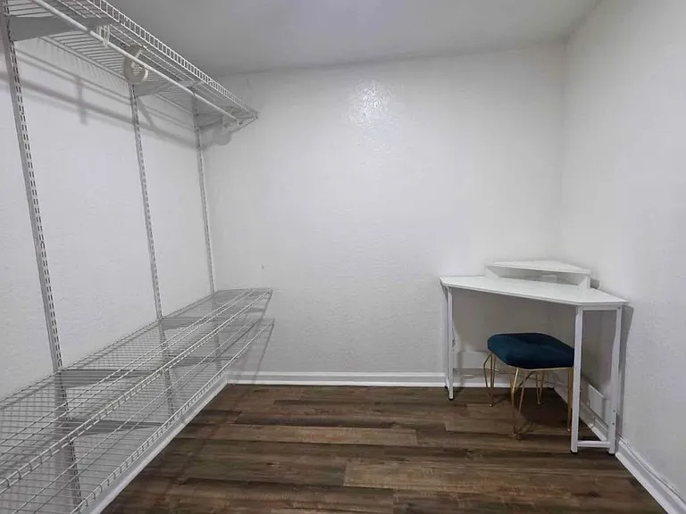 808 W Lakewood Rd — Photo 11