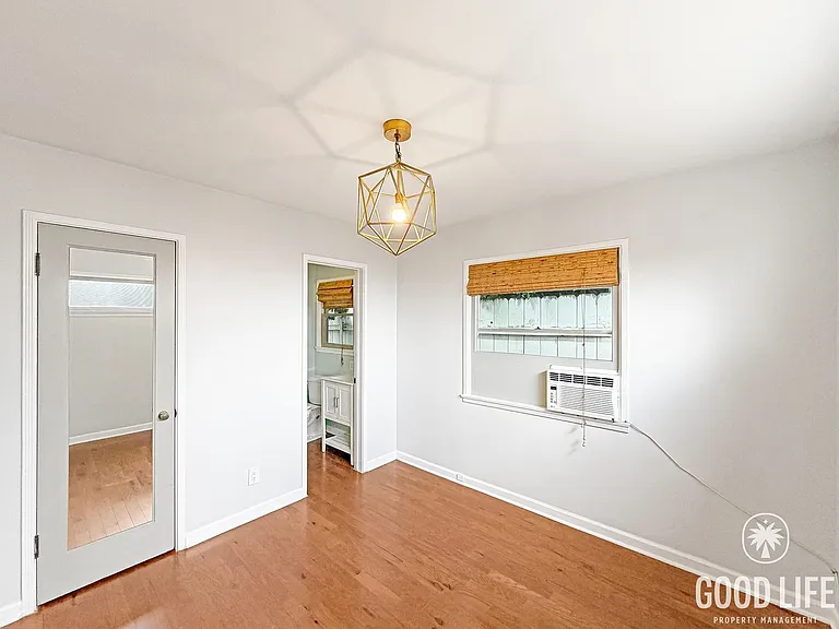 4519-21 Marlborough Dr — Photo 4