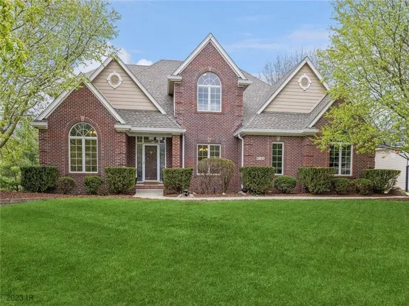 8120 Heather Bow, Johnston, IA 50131