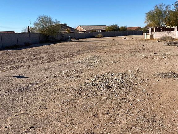 3rd image of 11024 W Malibu Cir