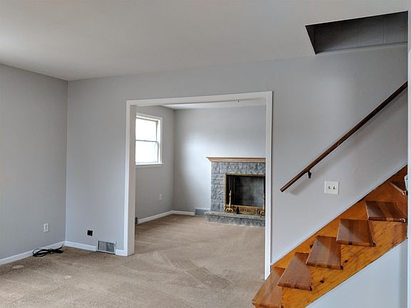 3rd image of 1902 Carney Ave