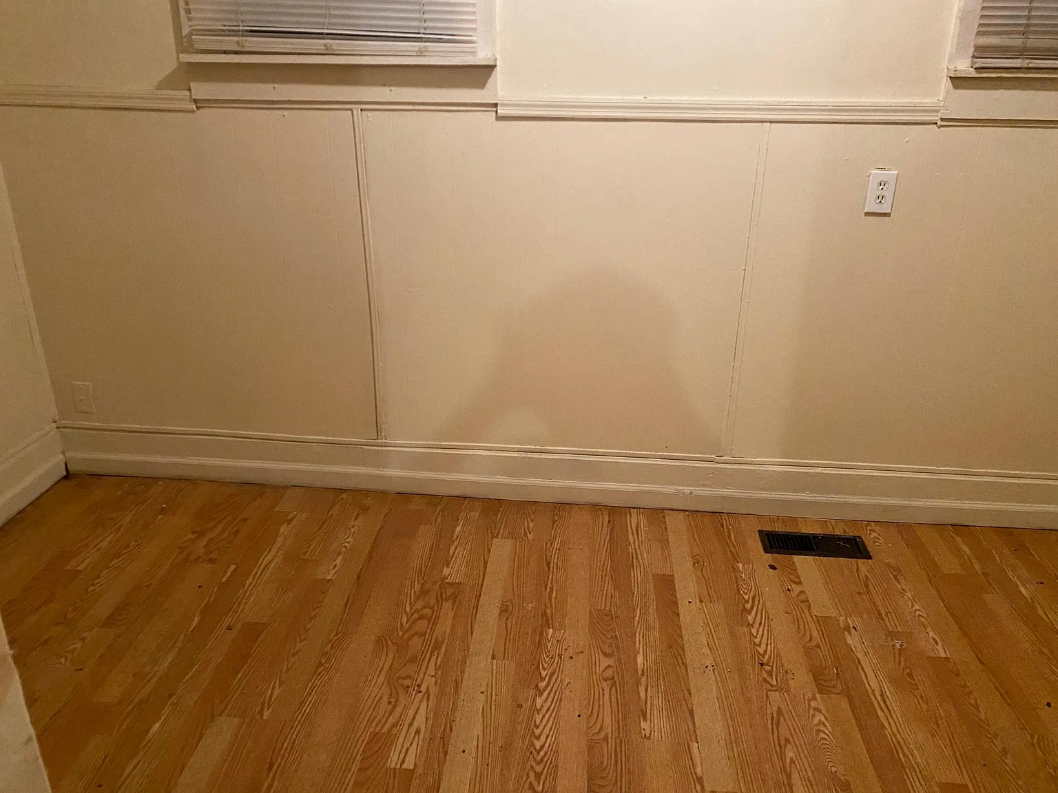 3 bed, 1200 sqft, $725 — Photo 4