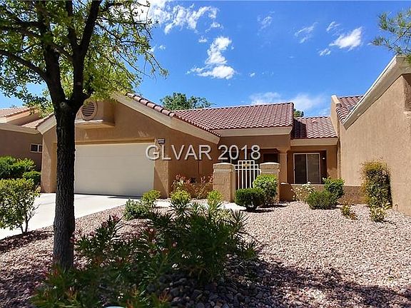 2nd image of 2409 Desert Butte Dr