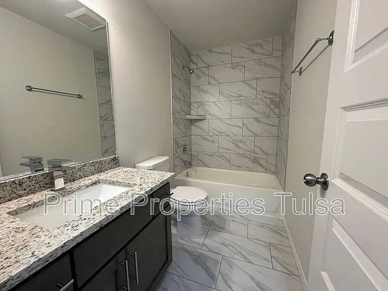 13441 S 72nd Ct E — Photo 19