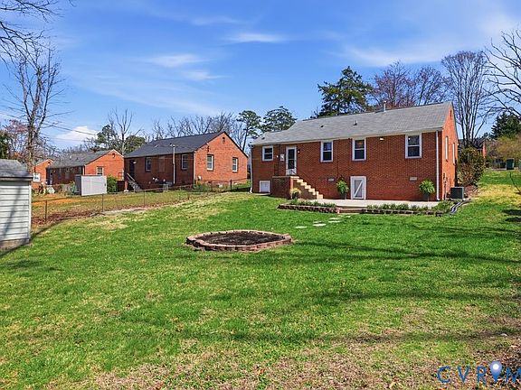 2nd image of 1606 Westhill Rd