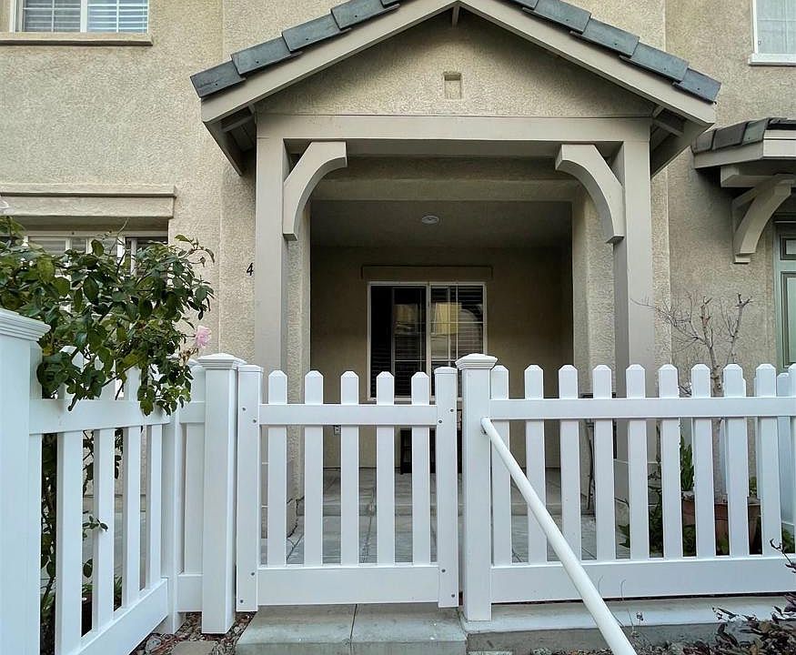 1st image of 1460 Levant Ln Unit 4
