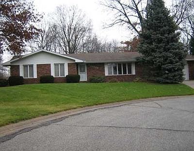 1st image of 11020 River Oaks Ln E