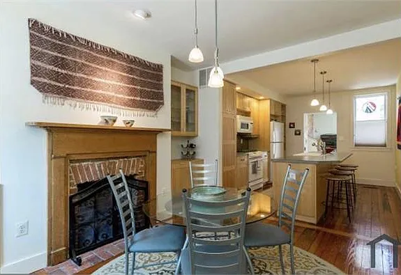 3 bed, 1707 sqft, $2,145 — Photo 4