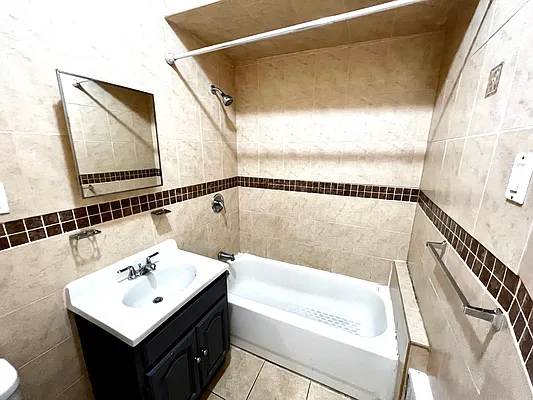 Rented by Leviathan Leasing LLC | media 6