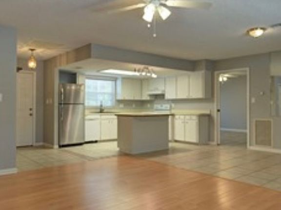 3rd image of 1730 State Road Ste 19-A