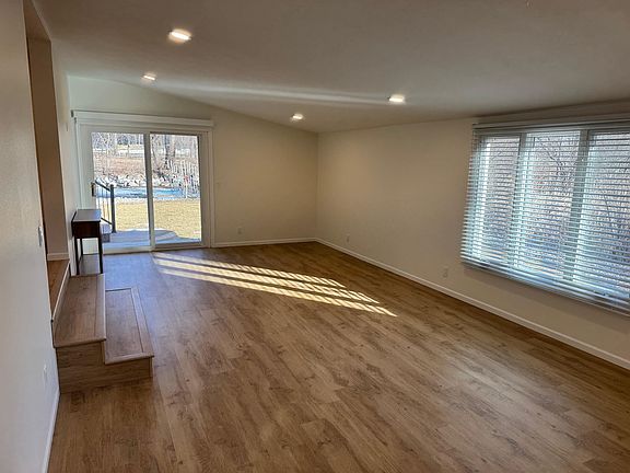4th image of 6117 South Ct