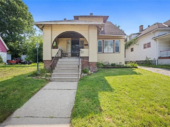 537 E 112th St, Cleveland, OH 44108