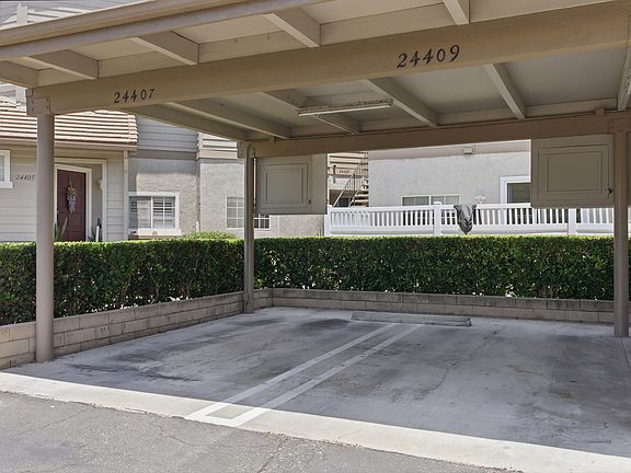 4th image of 24409 Hillsdale Ave #9