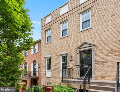 3273 Sutton Pl NW APT A, Washington, DC, 20016