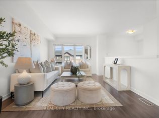 26 Crafter Cres, Hamilton, ON L8J 0H6