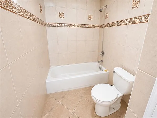 1001 E Saint Avide St — Photo 10