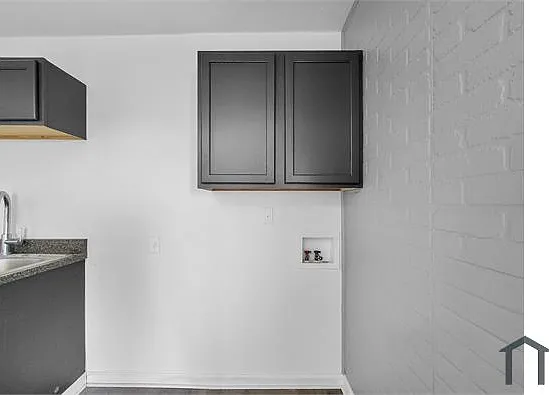 60 W Adams Dr — Photo 8