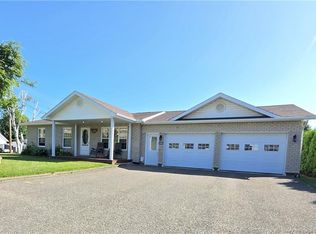 396 High St, Grand Falls, NB E3Z 1B3